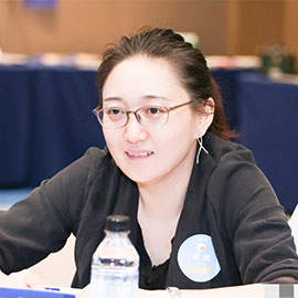 黄炜