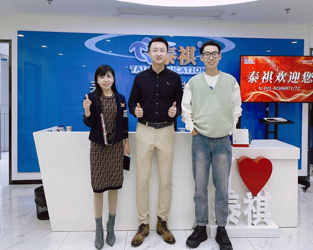 学长来啦.jpg